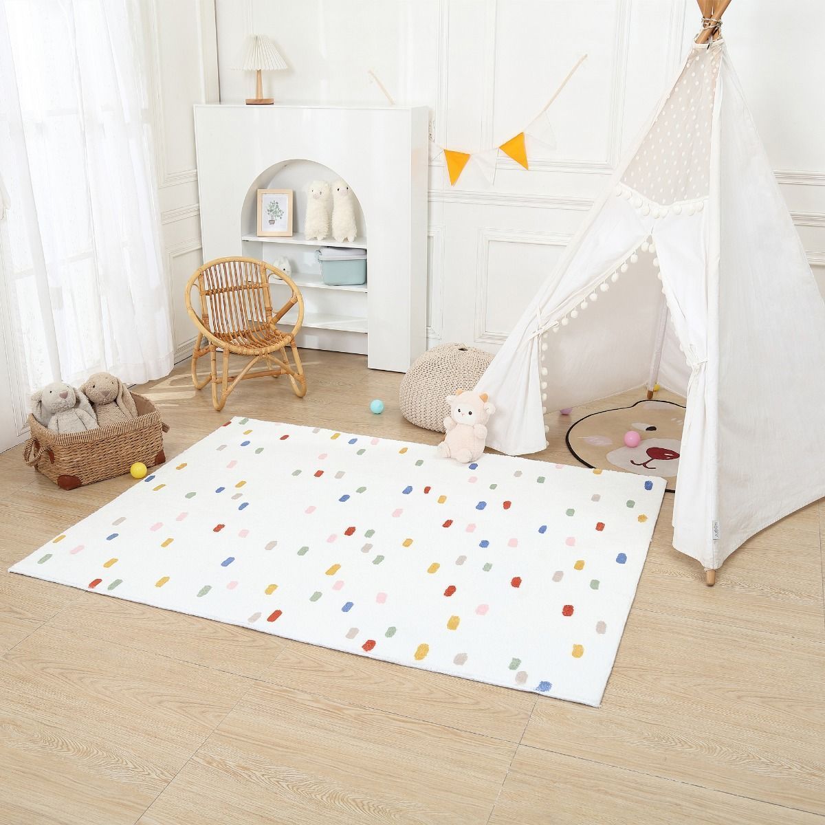 Pretty Dot Rug